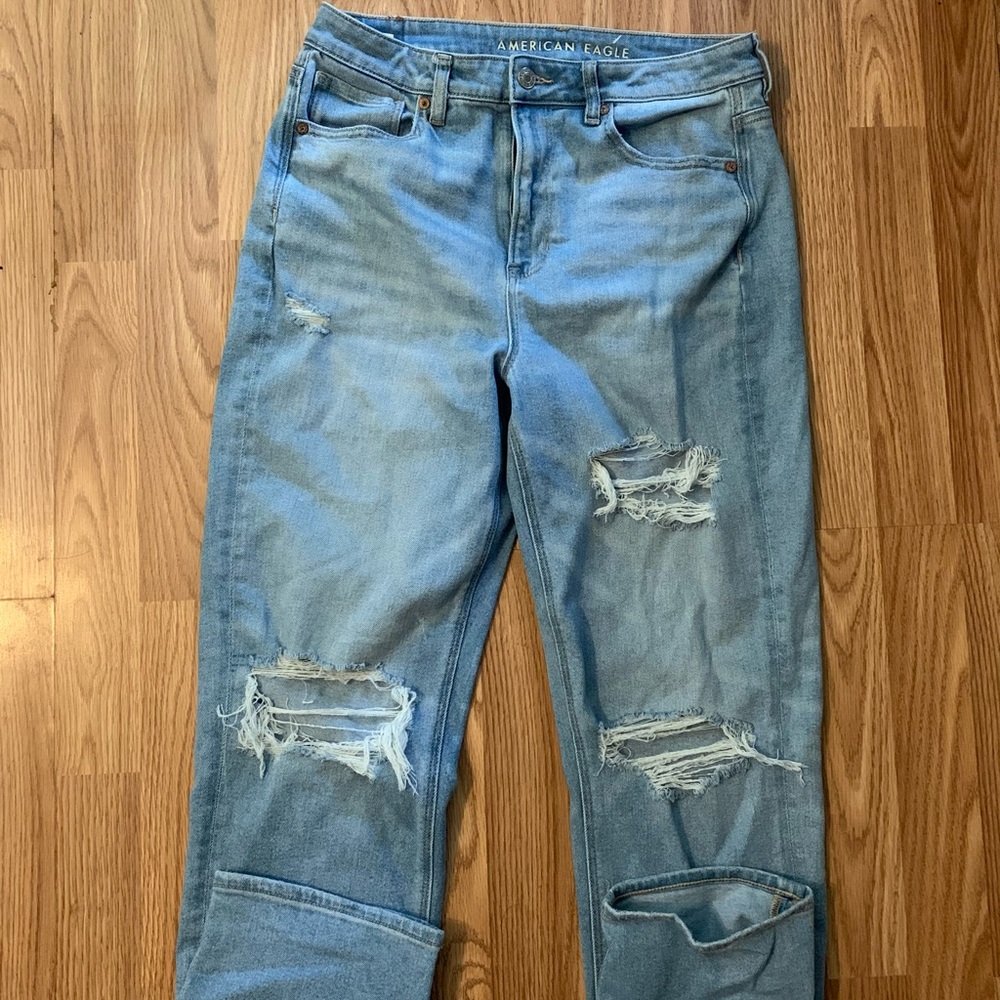 American Eagle mom straight jeans